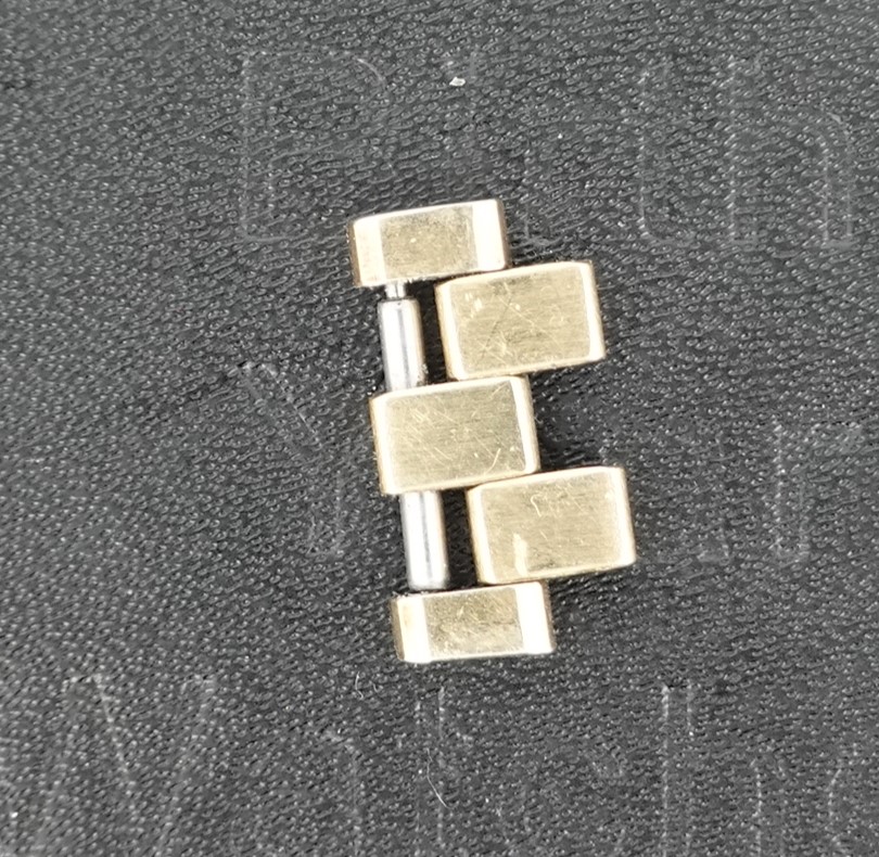 16mm Omega 5 bar 'brick' gold plated single - Image 4