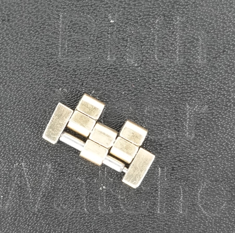 16mm Omega 5 bar 'brick' gold plated single - Image 3