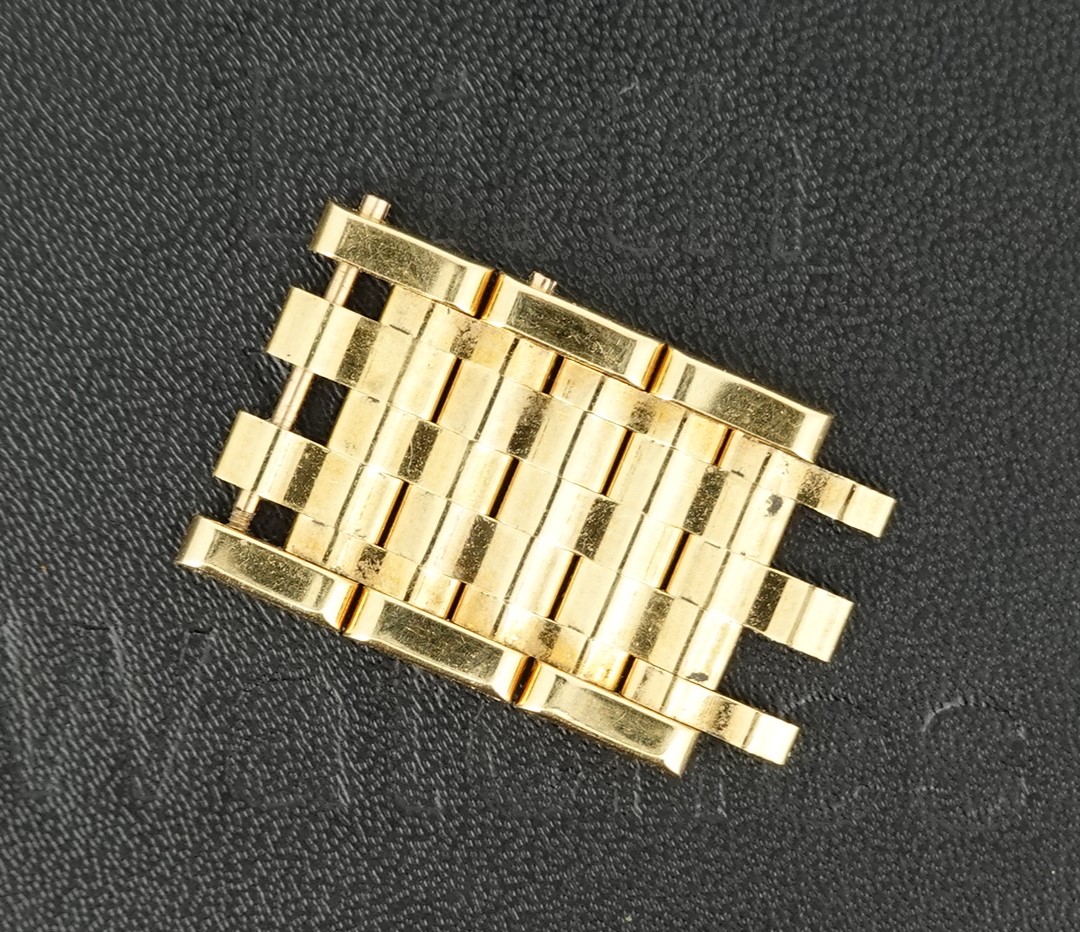 15mm Jaeger-LeCoultre 18k yellow gold Reverso - Image 3