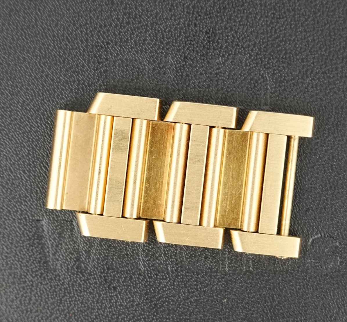 19mm Cartier Tank Francaise 18k Yellow Gold - Image 2